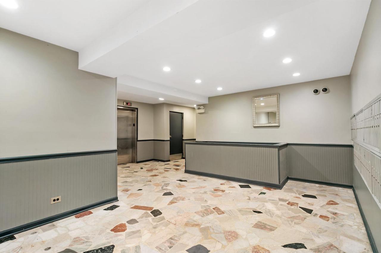 Appartement In Close To Boystown - Oakdale 514 & 413 Rep